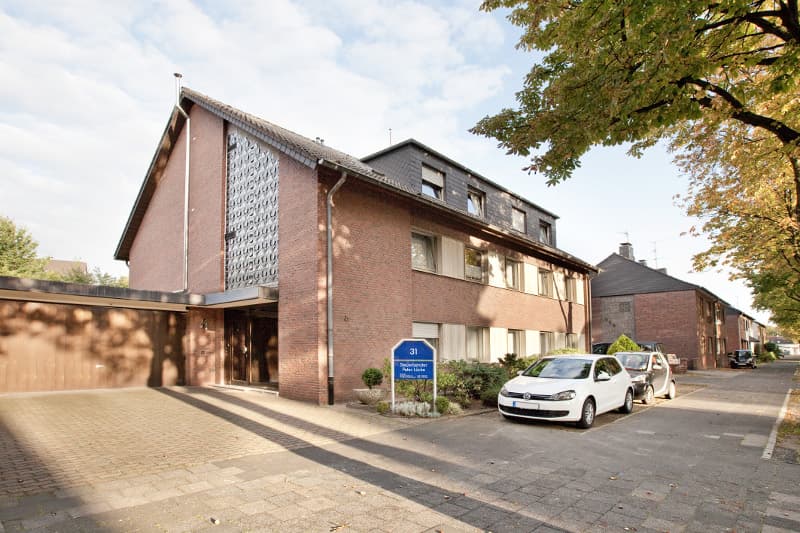 Außenansicht des Kanzleigebäudes in der Franzstraße 31 in Duisburg-Homberg